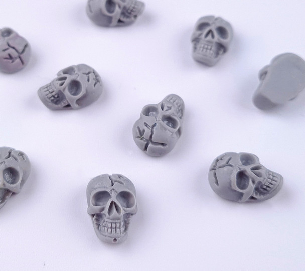 3D Acrylic Resin Skulls for Nail Art (Grey) - Great for Halloween Nails!