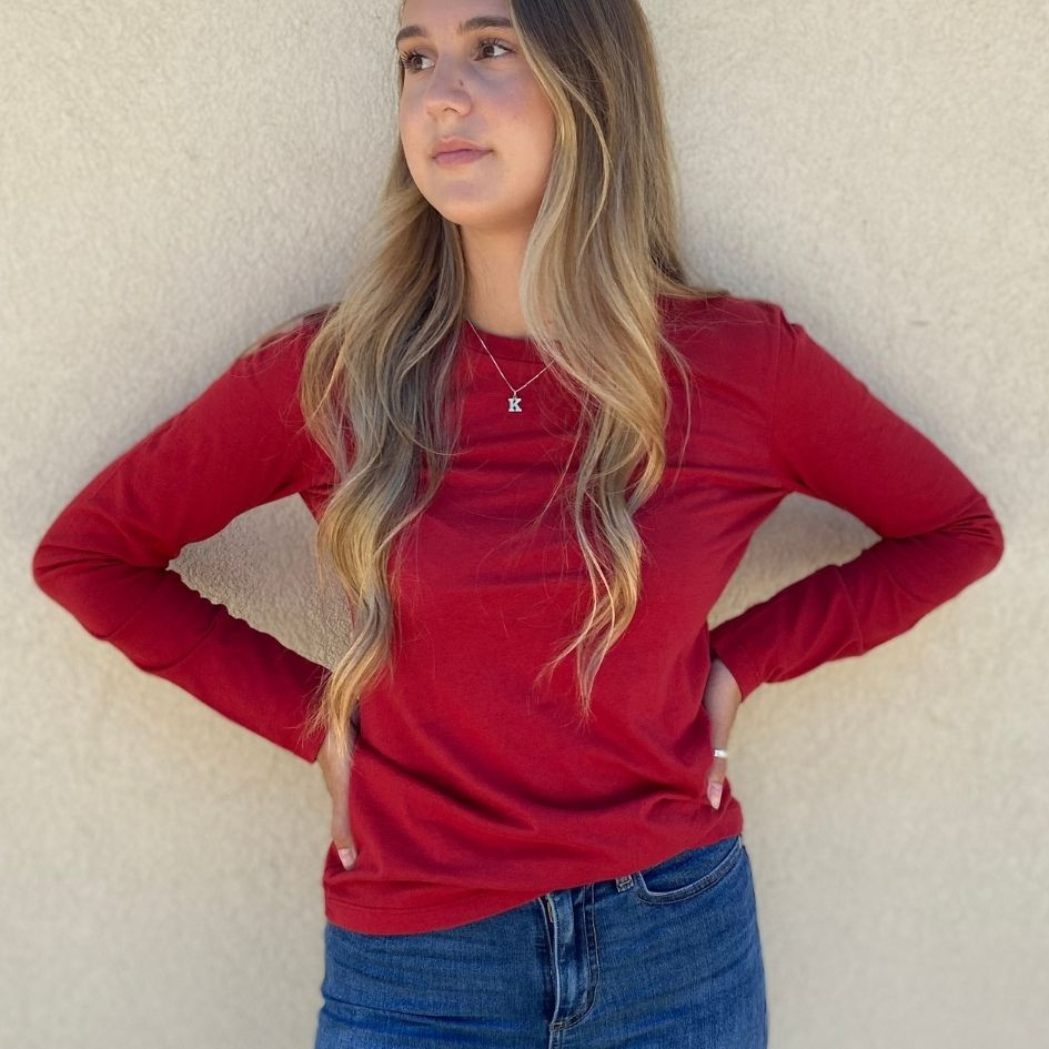 Women’s long sleeve cotton shirt in a classic relaxed silhouette