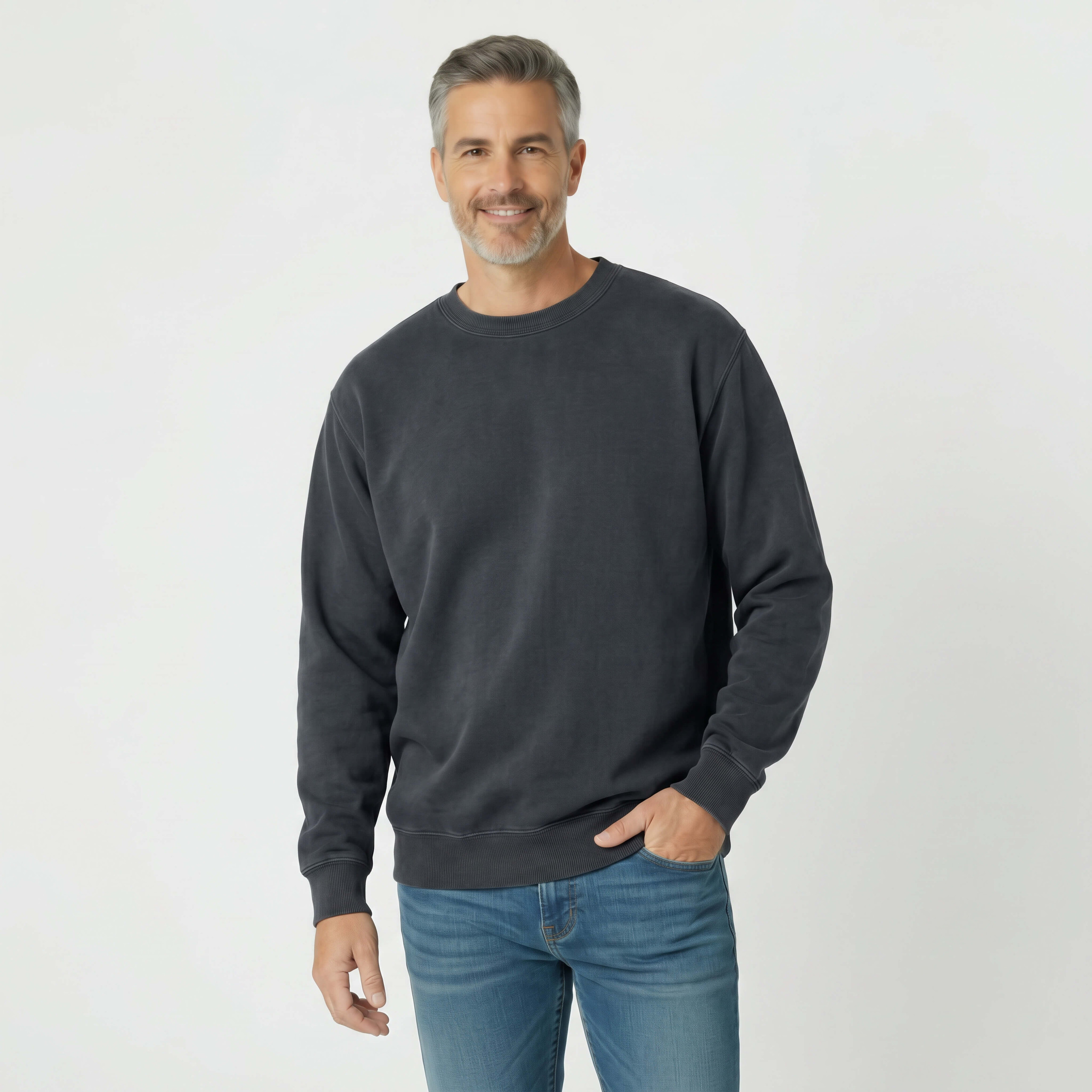 Classic heavyweight cotton crewneck sweatshirt in charcoal