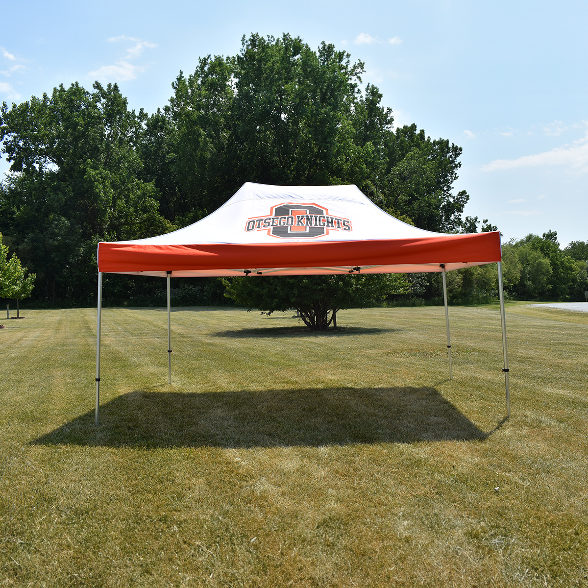 choosing-the-right-custom-tent
