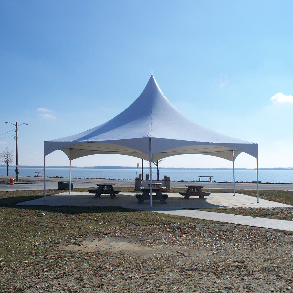 pinnacle-series-hexagon-vs-standard-frame-tents