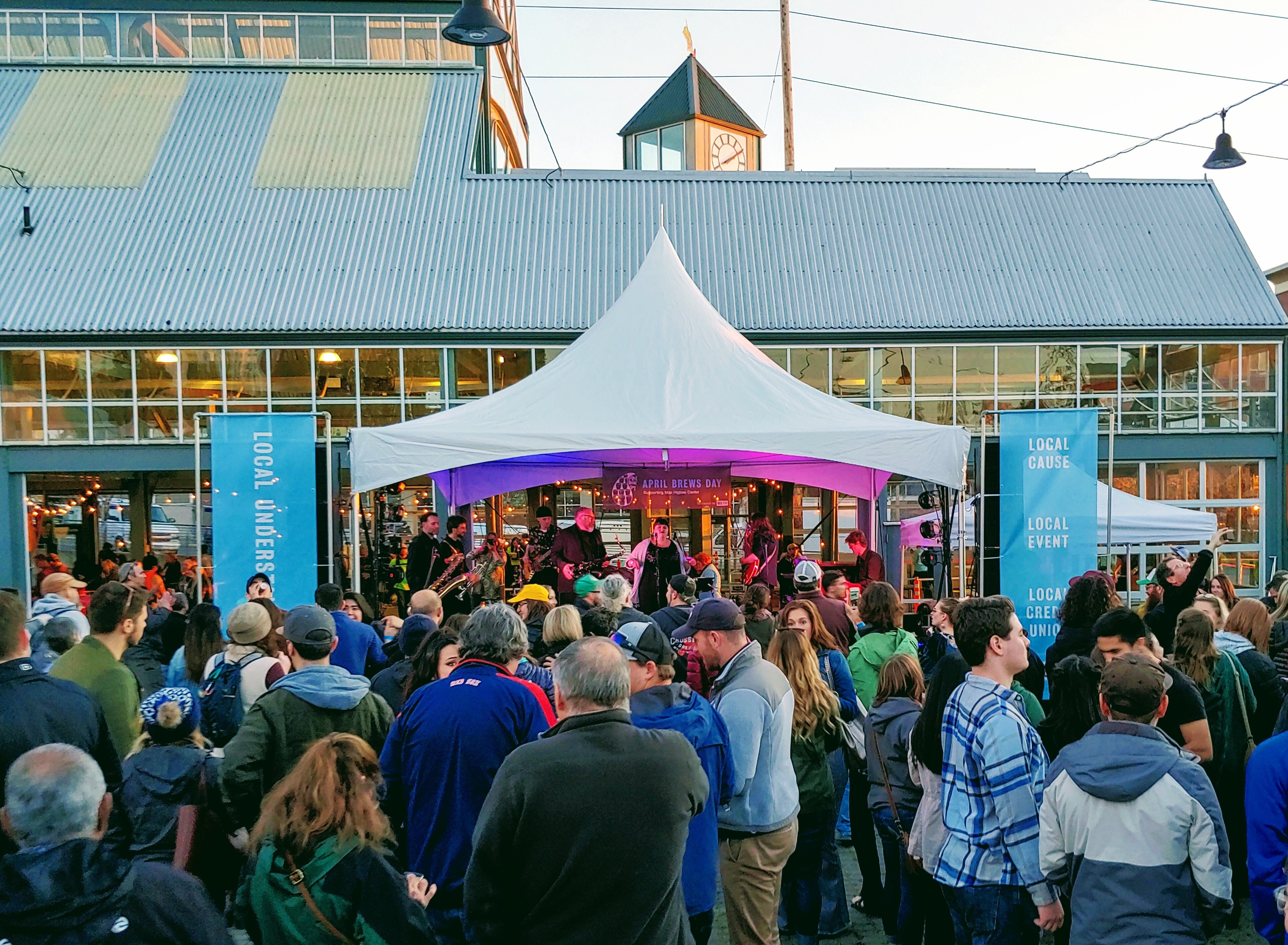 20x20 Pinnacle high peak tent for professional events