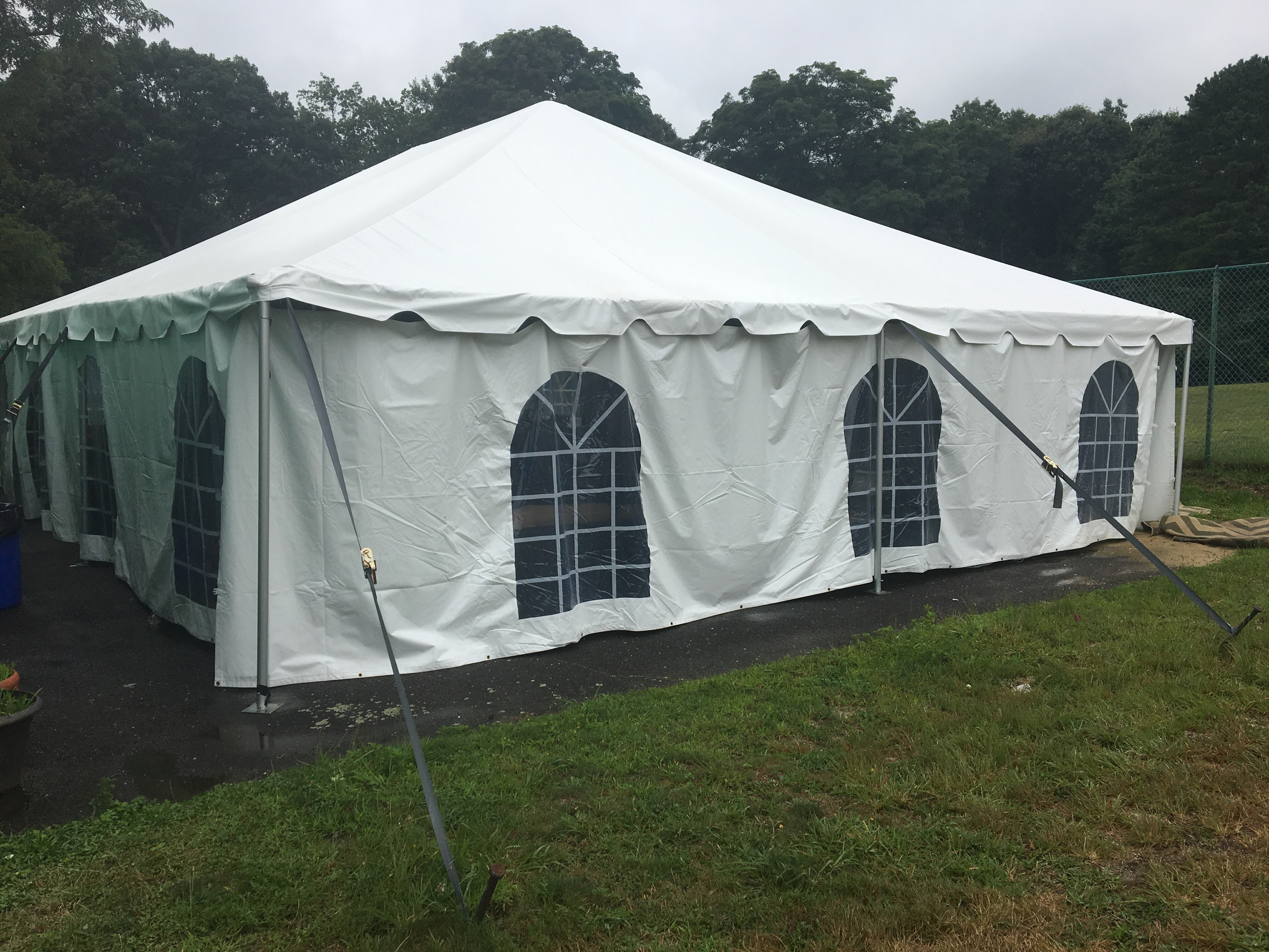 Cathedral window sidewalls on a frame tent