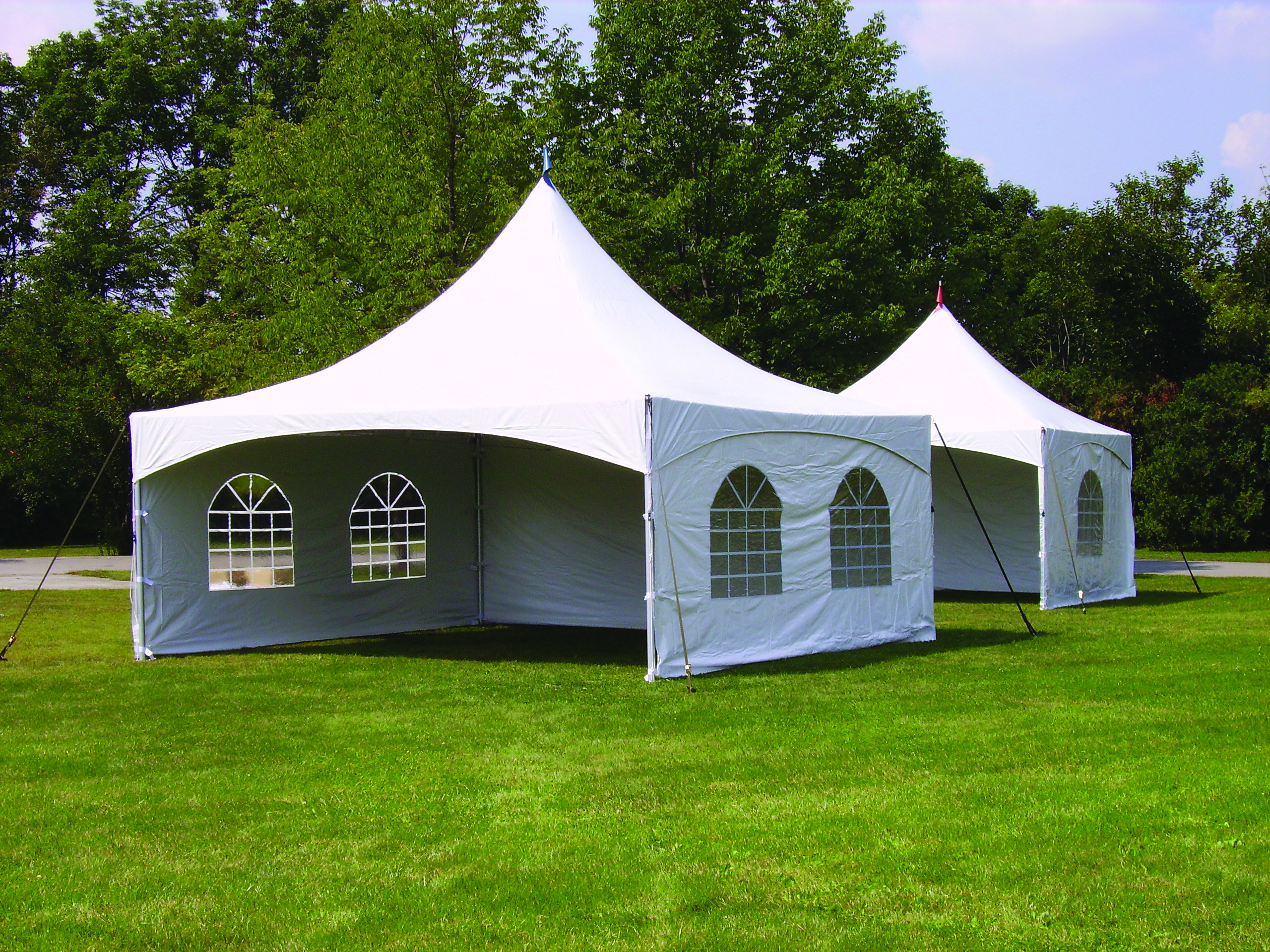 CELINA Pinnacle High Peak Frame Tent