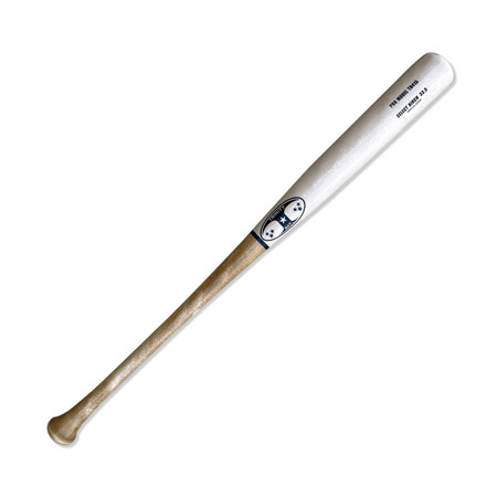 Astronaute Chibi Tenant Une Batte De Baseball Tout En Se Balançant