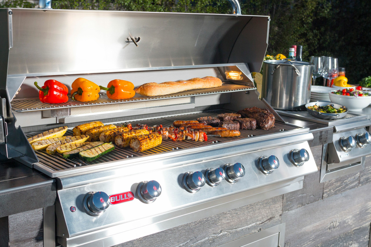Bull Diablo 6-Burner Built-In Grill - Thumbnail 4