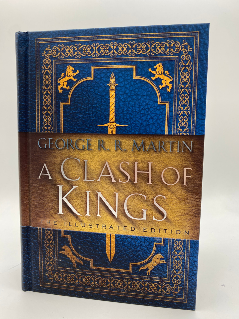 A Clash of Kings: The Illustrated Edition by George R. R. Martin:  9781984821157 | : Books