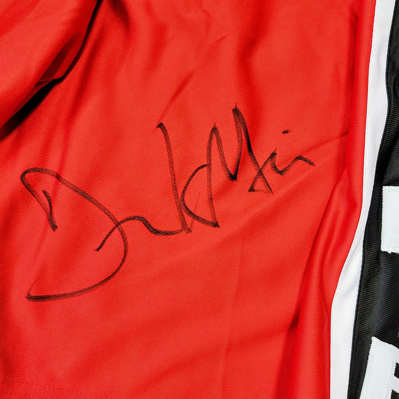 Frank Mir Signed Red MMA Fighting Trunks (JSA)