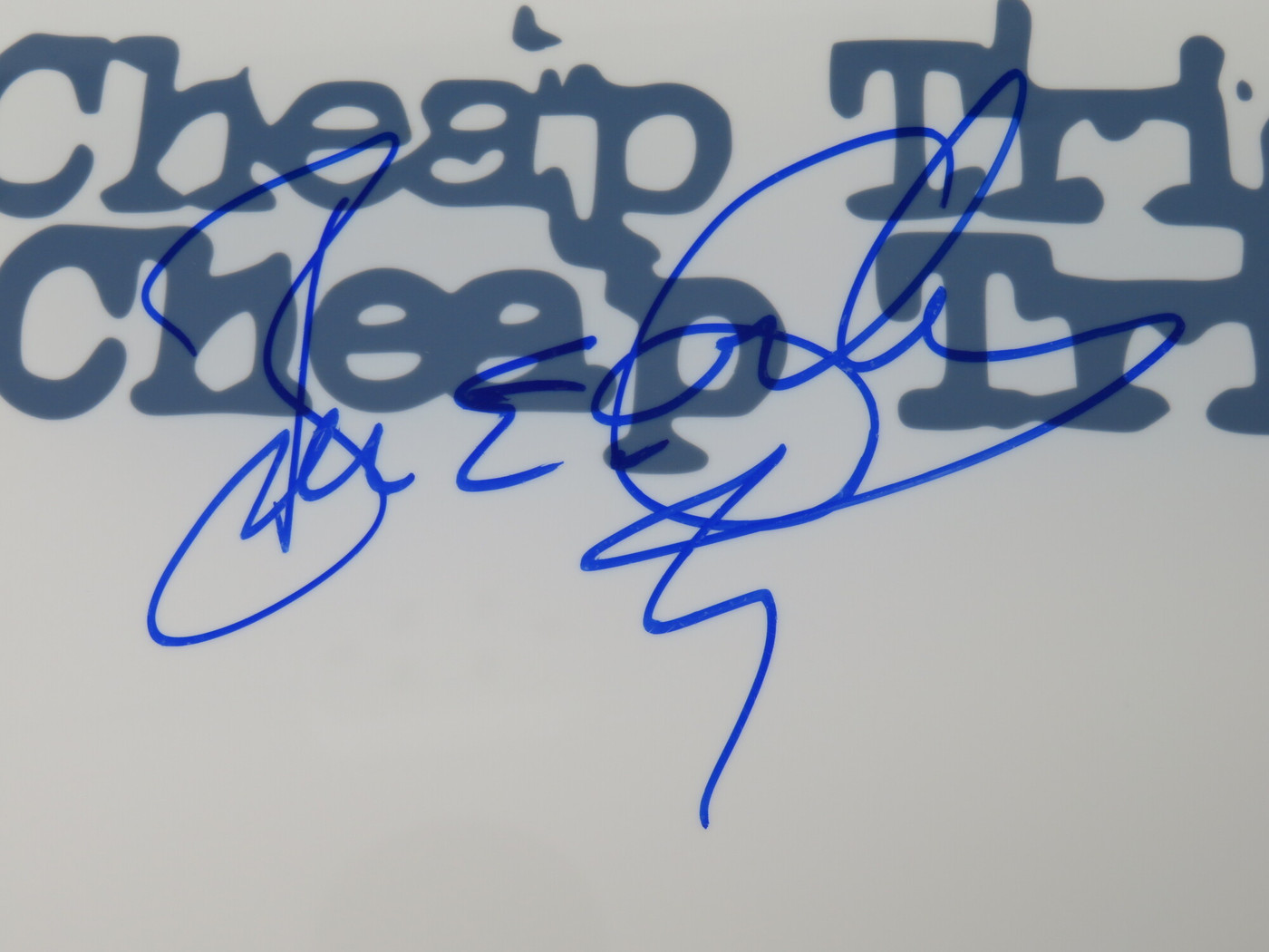 Cheap Trick Signed Drumhead FF51590