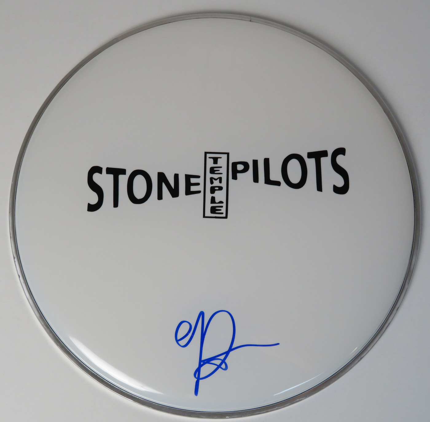 Stone Temple Pilots Signed Drumhead LH-FF51827