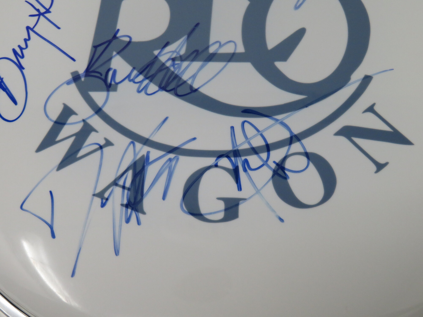 REO Speedwagon Signed Drumhead LH-RR58828