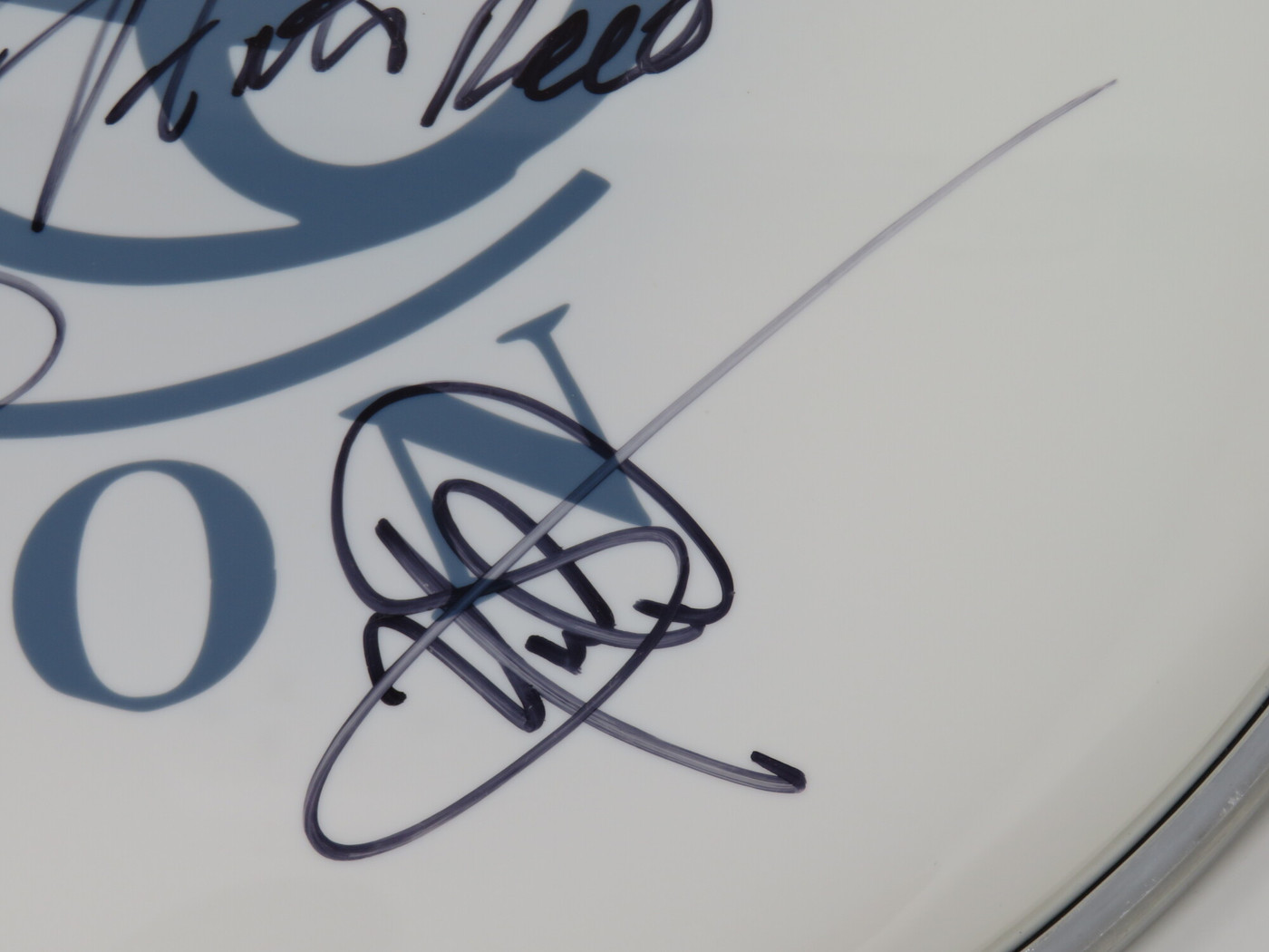 REO Speedwagon Signed Drumhead LH-RR58829