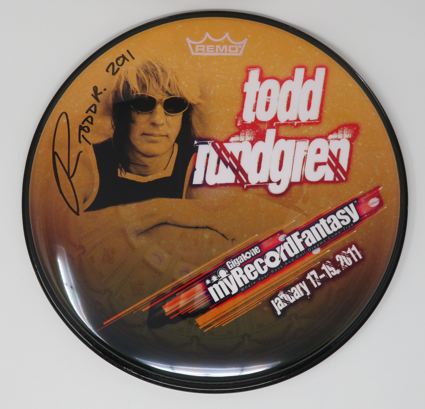 Todd Rundgren Signed Drumhead RR58635