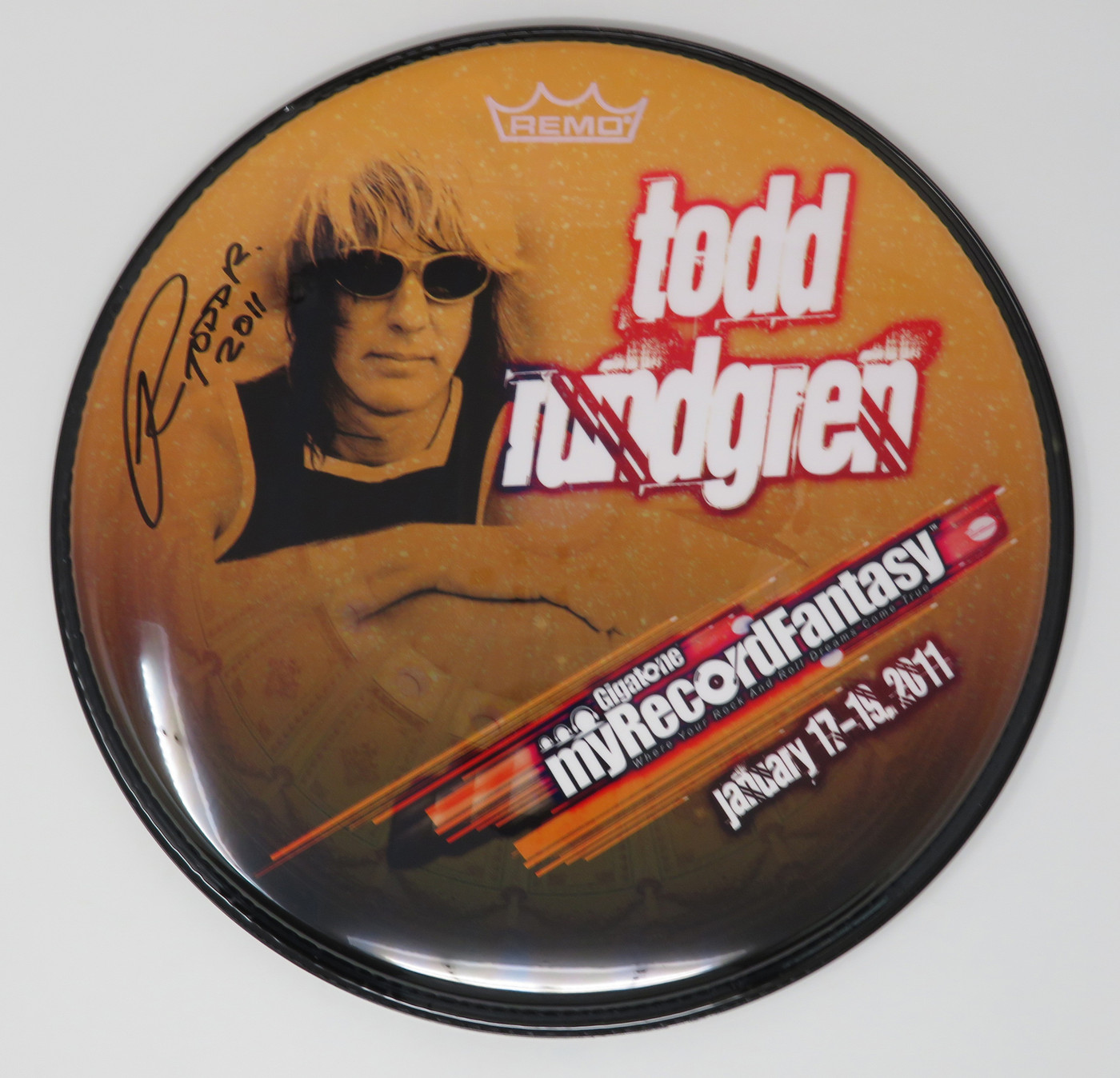 Todd Rundgren Signed Drumhead RR58643