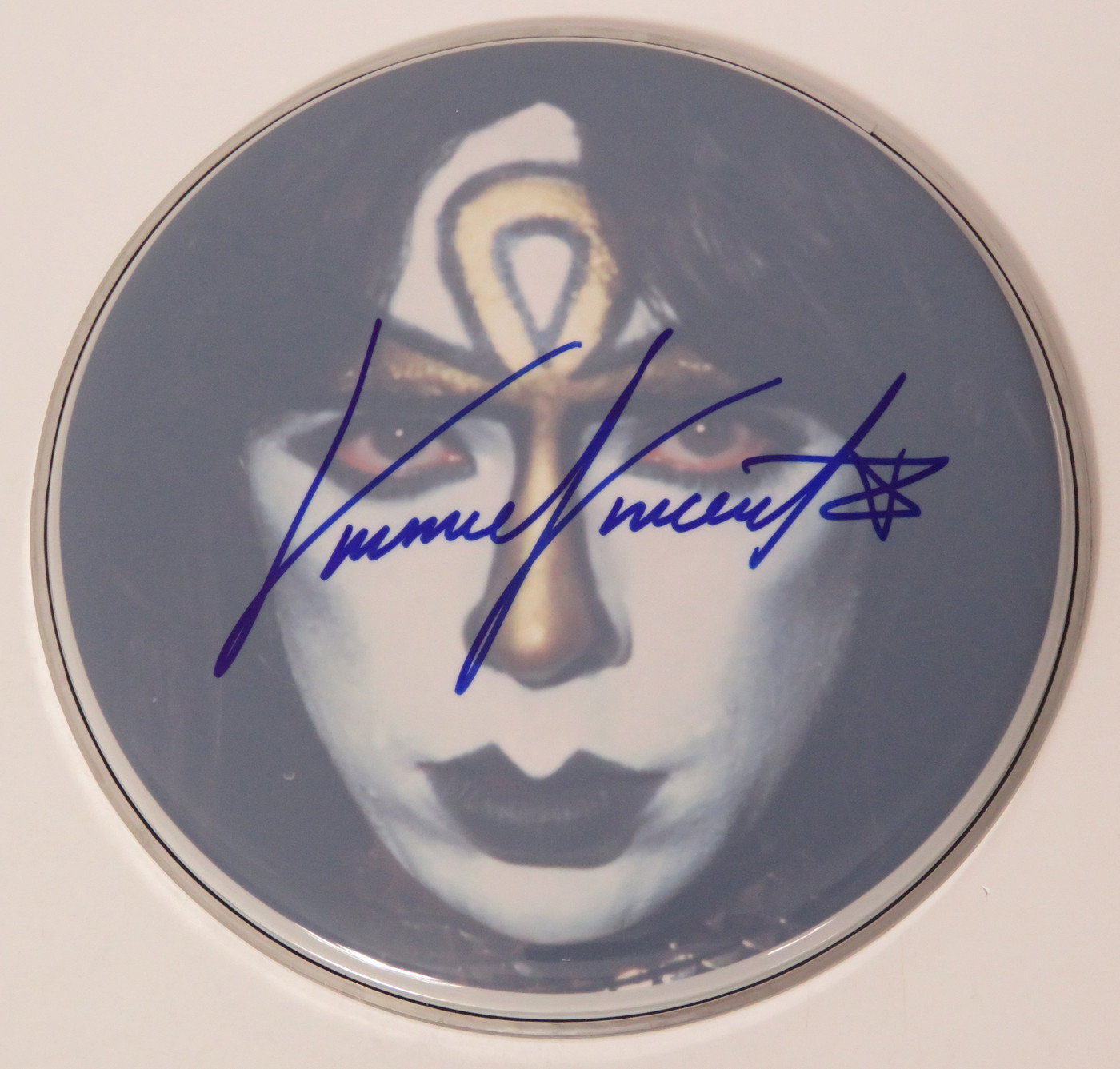 KISS Signed Drumhead DD63554