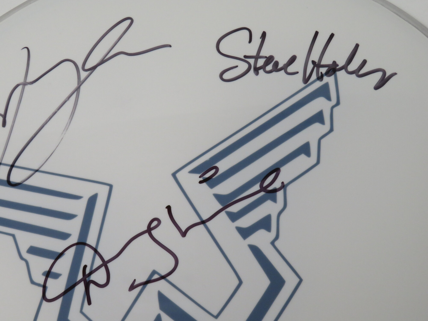 Wings Signed Drumhead LH-RR59314