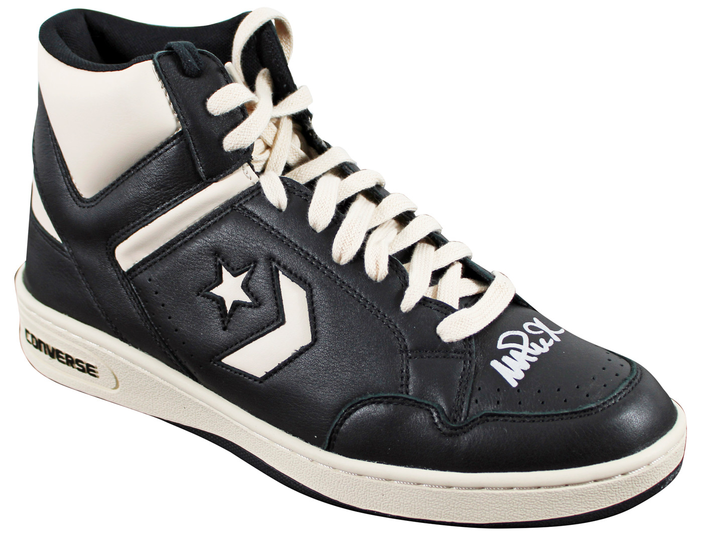 Lakers Magic Johnson Signed Right Black & White Converse Weapon