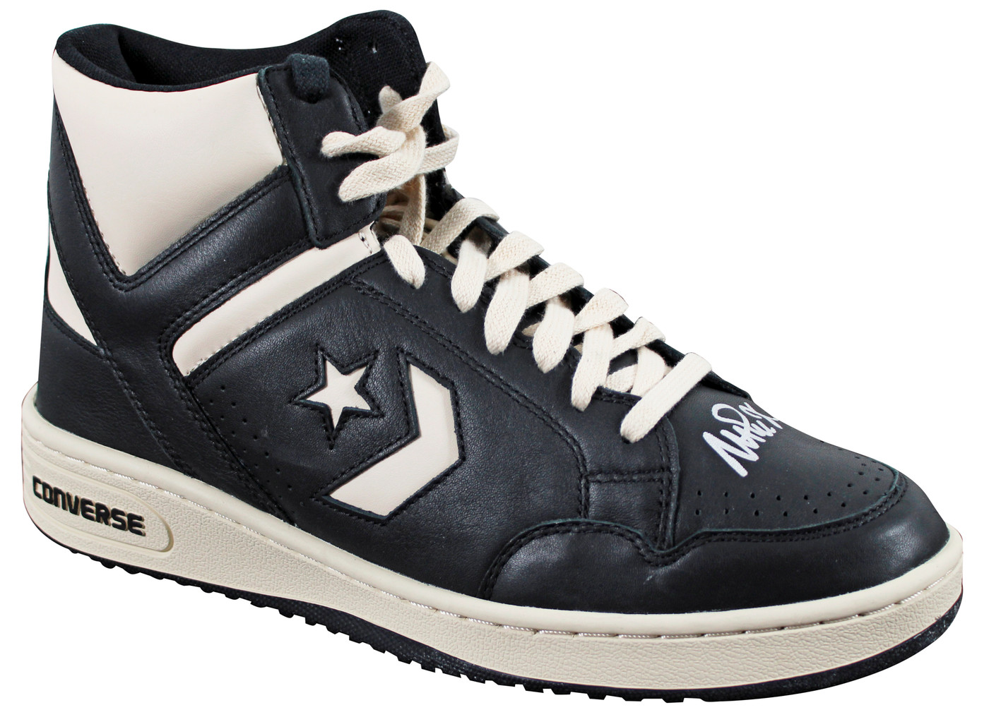 Lakers Magic Johnson Signed Right Black & White Converse Weapon Shoe  BAS Wit 2