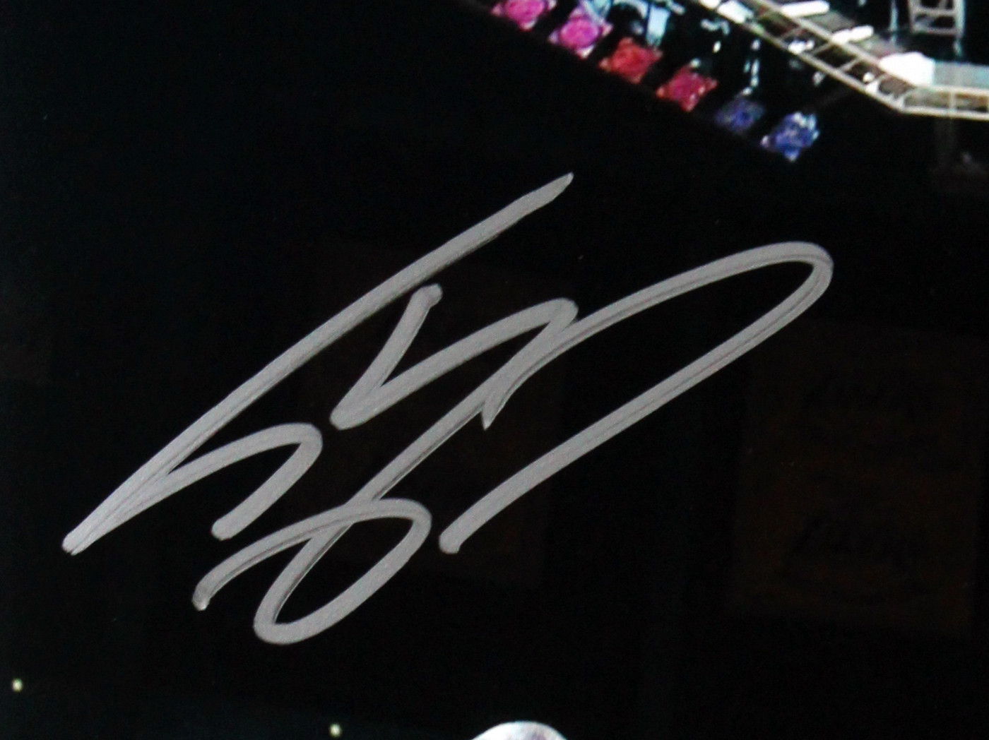 Lakers Shaquille O'Neal Signed 16x20 Vertical Photo Vs Sixers BAS