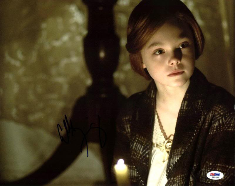 Elle Fanning Super 8 Signed Authentic 11X14 Photo Autographed PSA/DNA #Q85653
