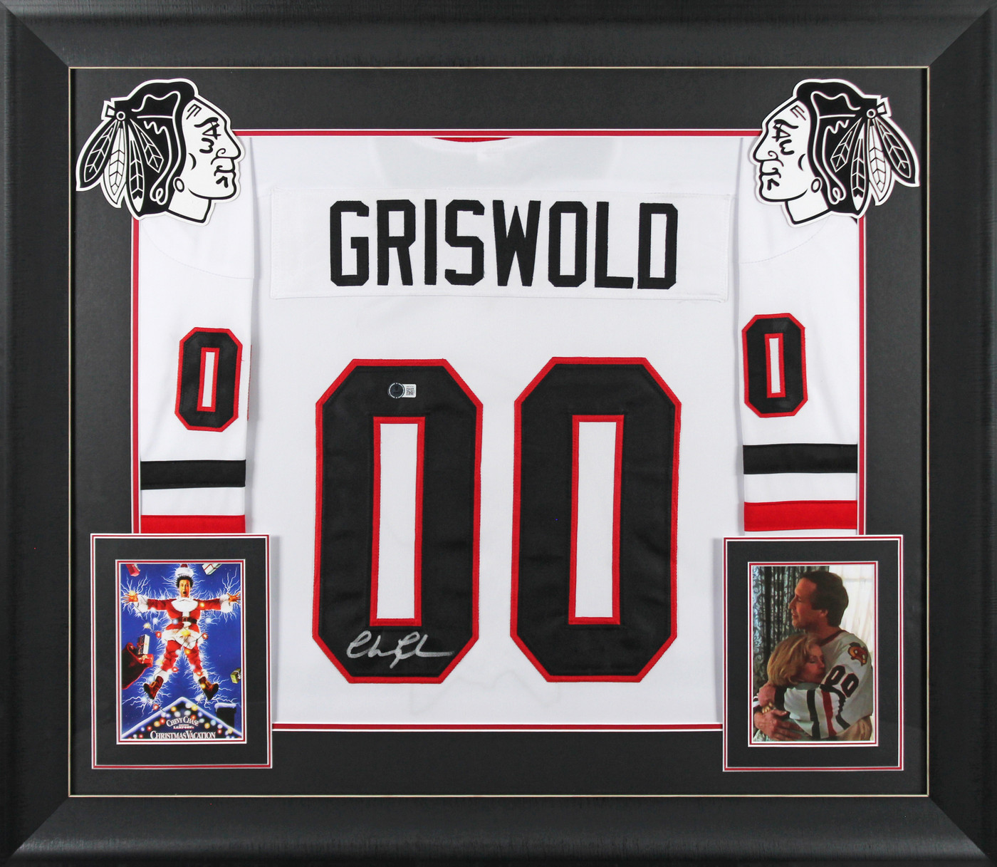 Chevy Chase Christmas Vacation Signed Santa Clark Griswold Framed Jersey BAS Wit