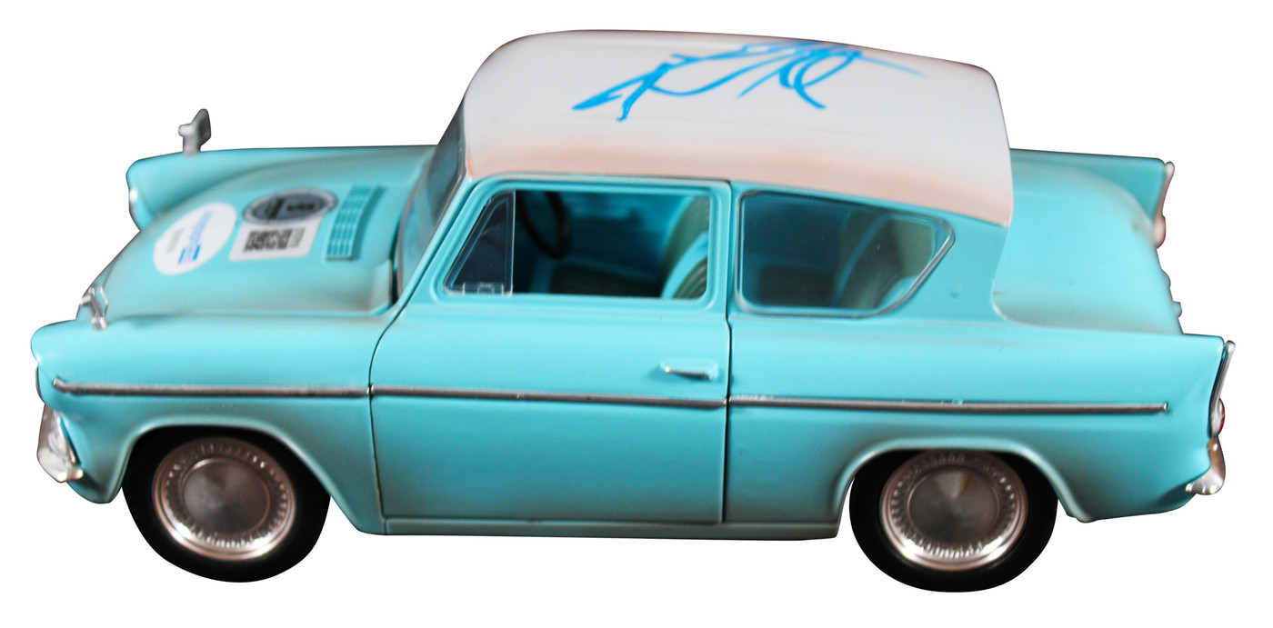 Daniel Radcliffe Harry Potter Signed Jada 1959 Ford Anglia Die