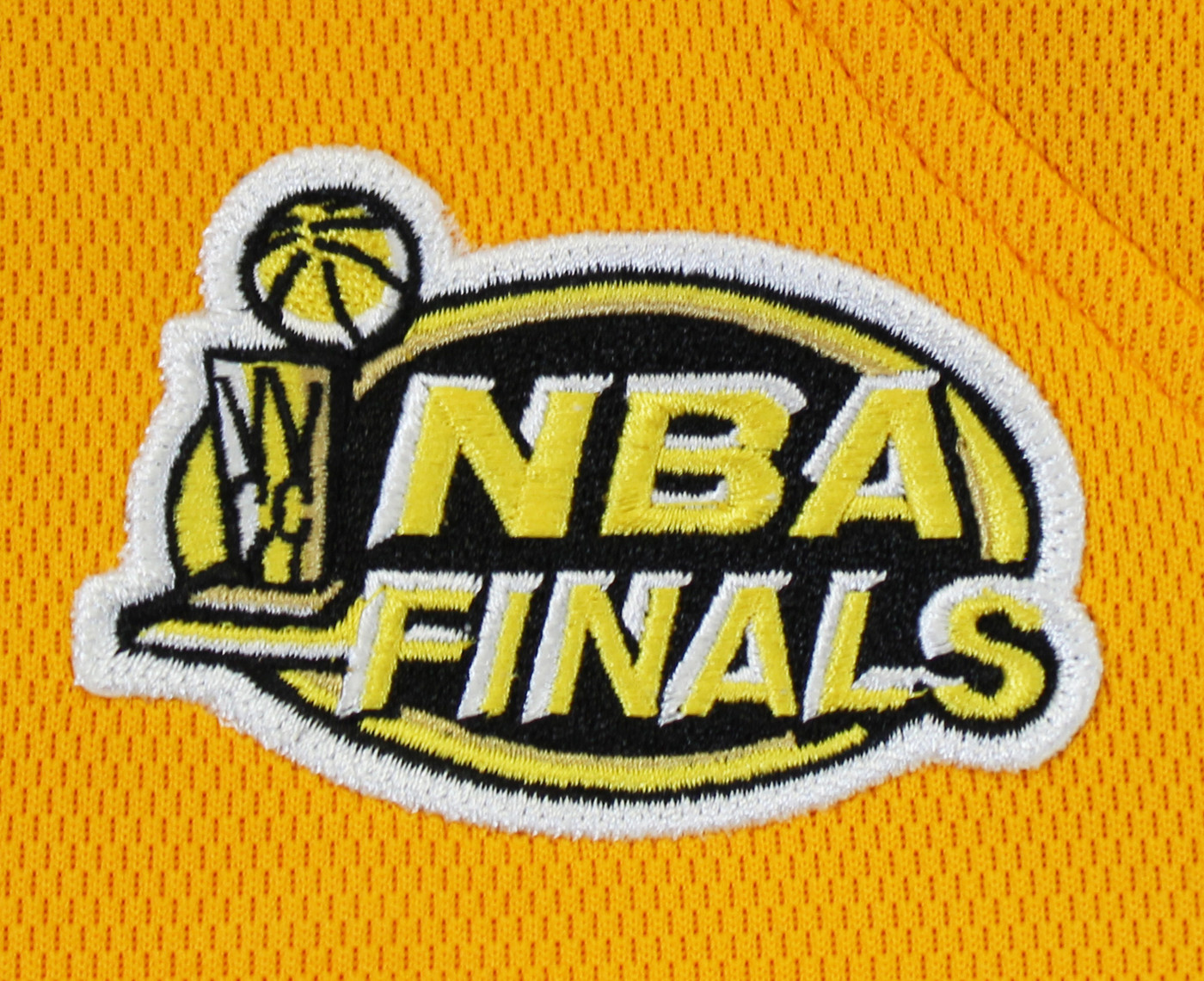 Lakers Kobe Bryant Signed Yellow M&N 2000-01 HWC Authentic Framed Jersey PSA/DNA