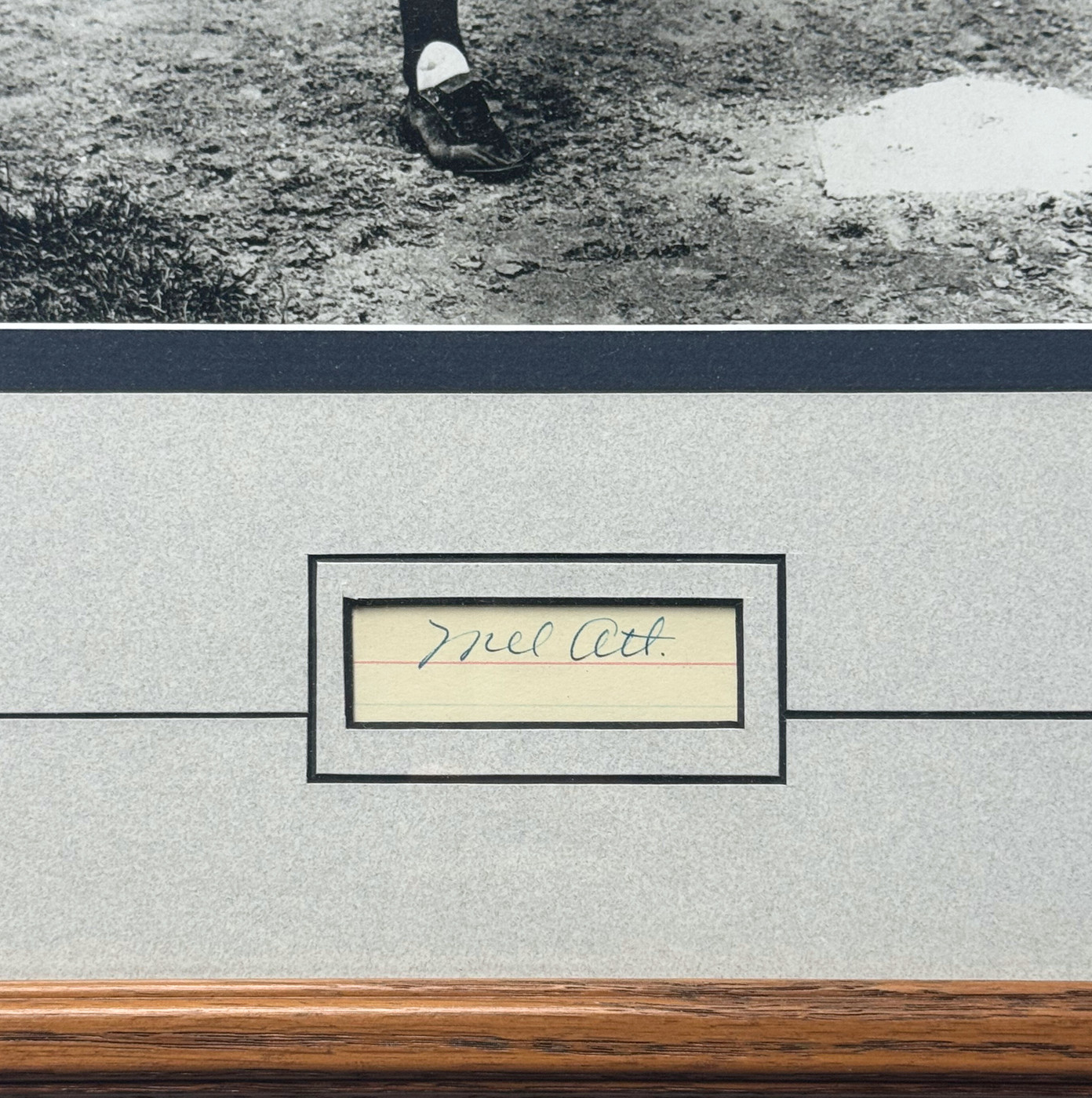 Giants Mel Ott Signed and Framed Photo