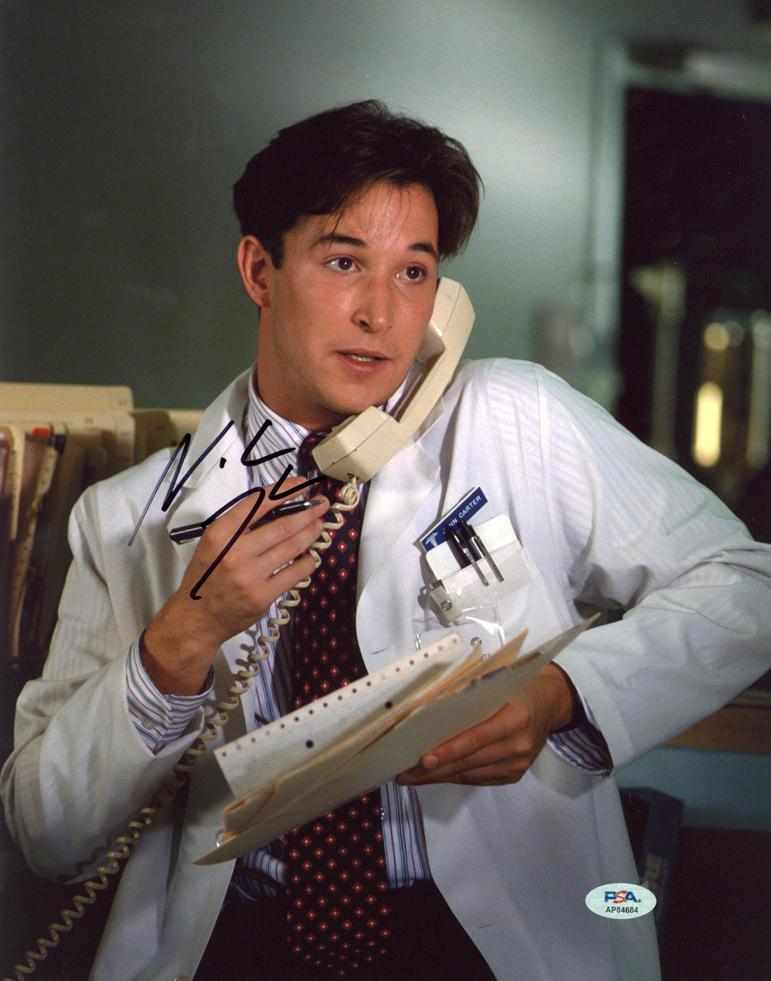 Noah Wyle E.R. Authentic Signed 11x14 Vertical Photo PSA/DNA #AP84684