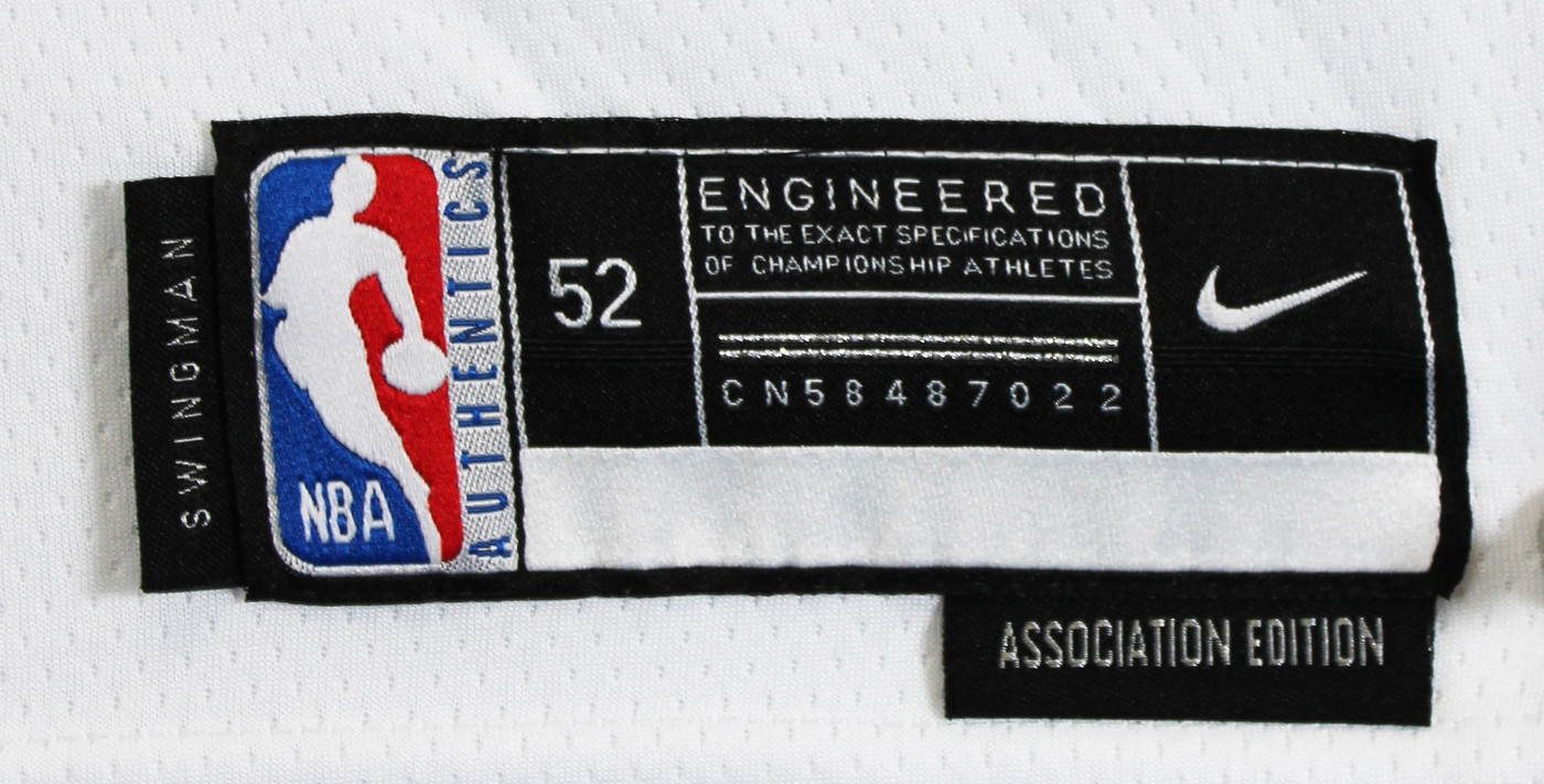 Thunder Shai Gilgeous-Alexander Signed White Nike Swingman Jersey BAS #BV56499