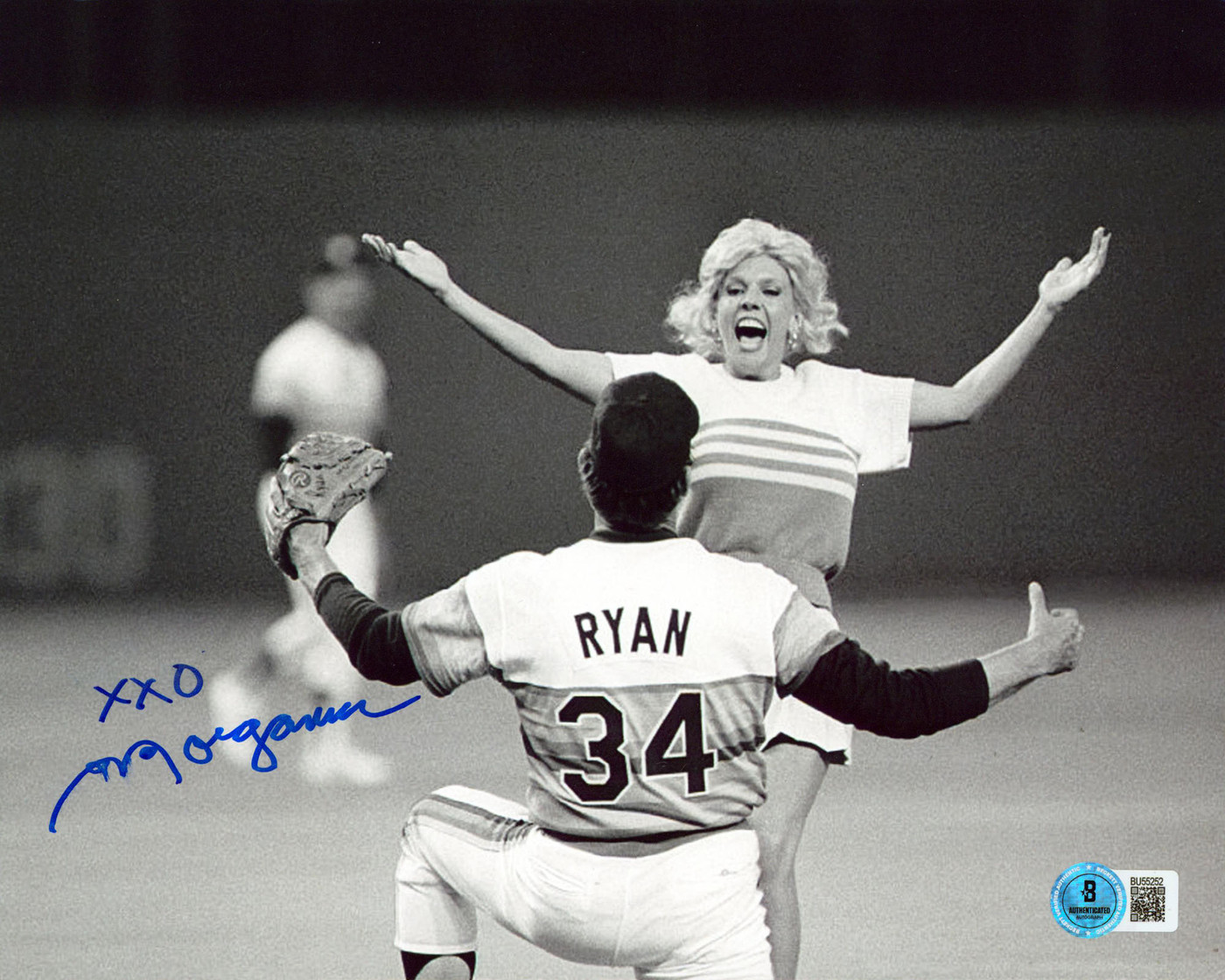 Morganna Roberts "XXO" Authentic Signed 8x10 Horizontal Photo BAS #BU55252