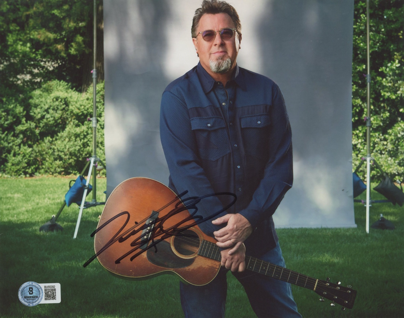Vince Gill Country Musician Authentic Signed 8x10 Horizontal Photo BAS 7