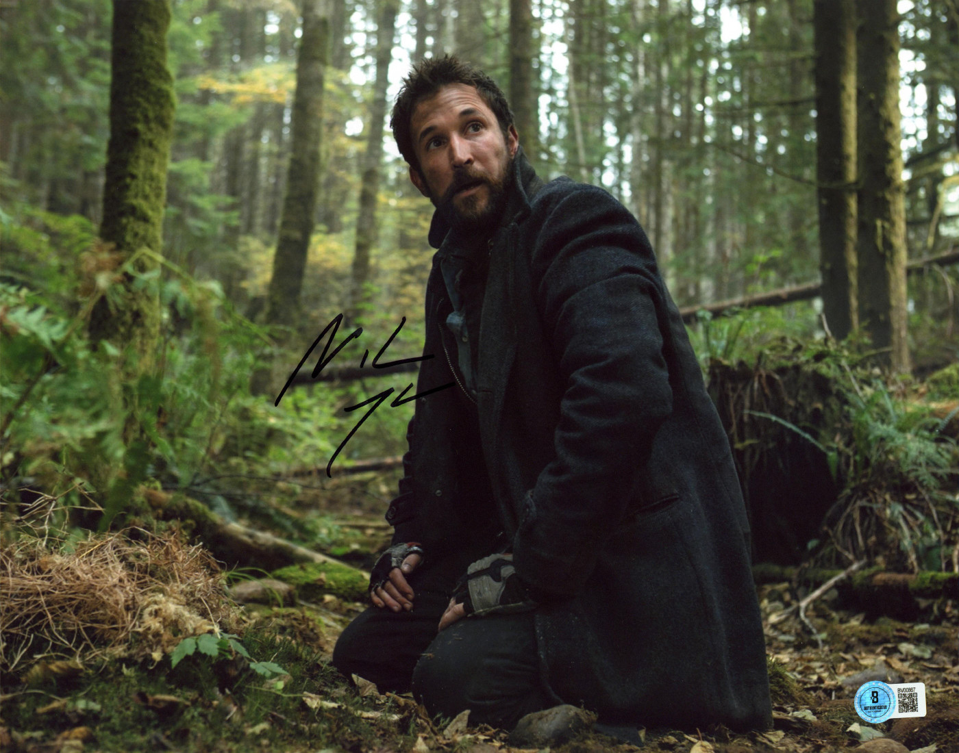 Noah Wyle Falling Skies Authentic Signed 11x14 Horizontal Photo BAS #BV00867