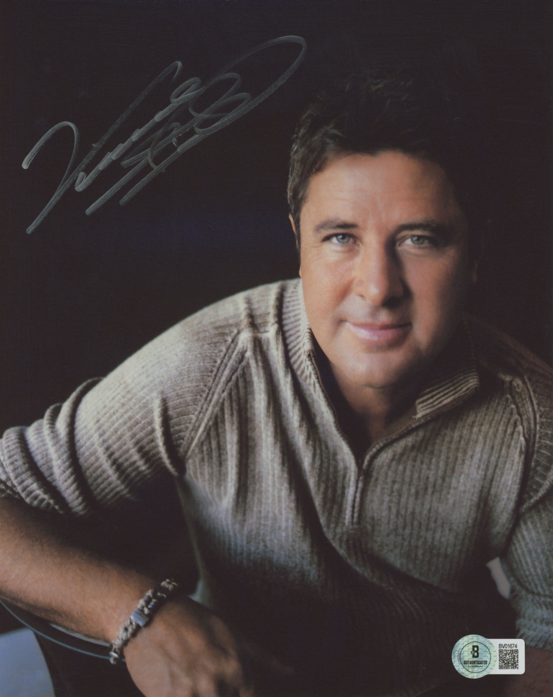 Vince Gill Country Musician Authentic Signed 8x10 Vertical Photo BAS 5