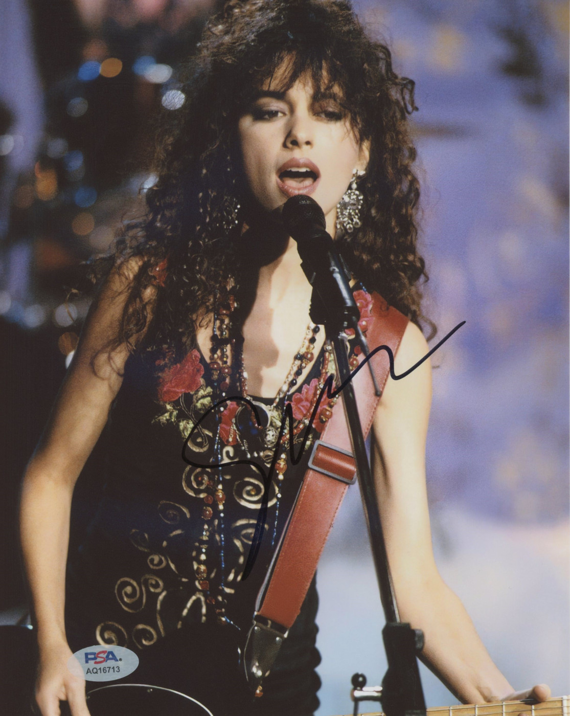 Susanna Hoffs The Bangles Authentic Signed 8x10 Photo PSA/DNA #AQ16713