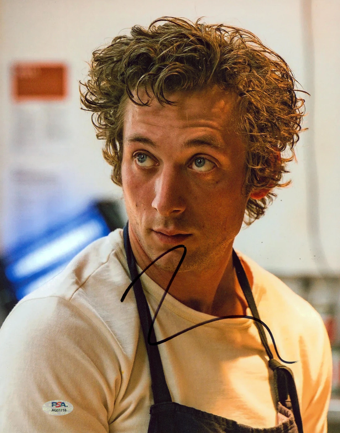 Jeremy Allen White The Bear Authentic Signed 11x14 Photo PSA/DNA #AQ51716