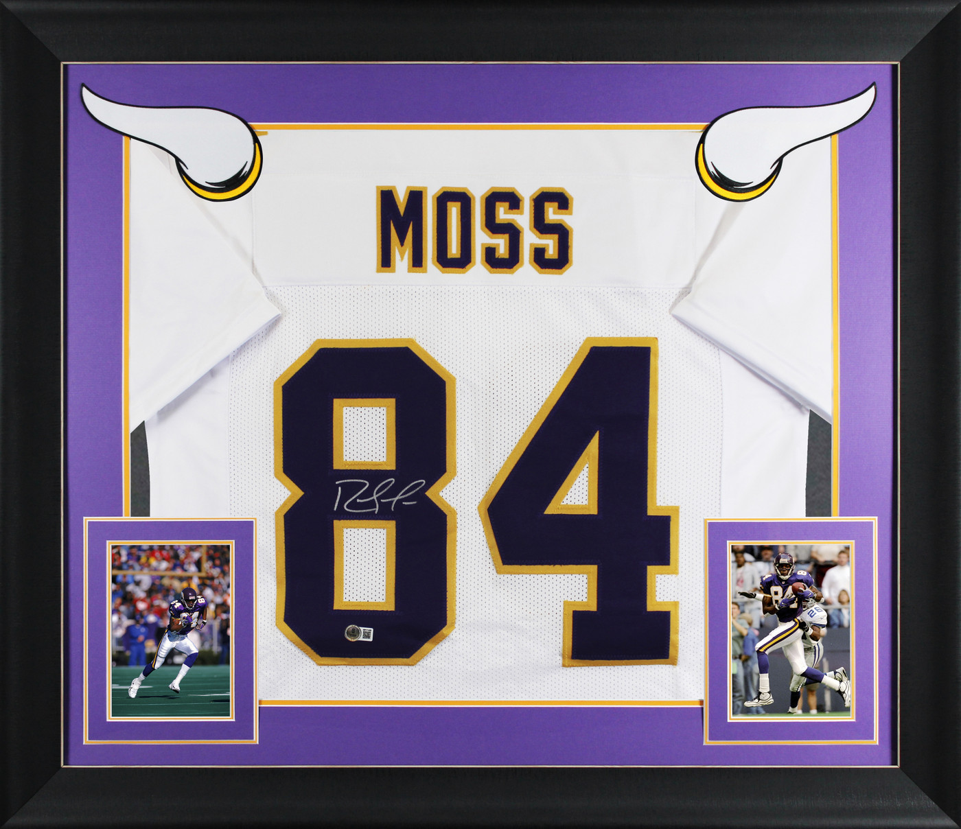 Randy Moss Authentic Signed White Pro Style Framed Jersey BAS Witnessed