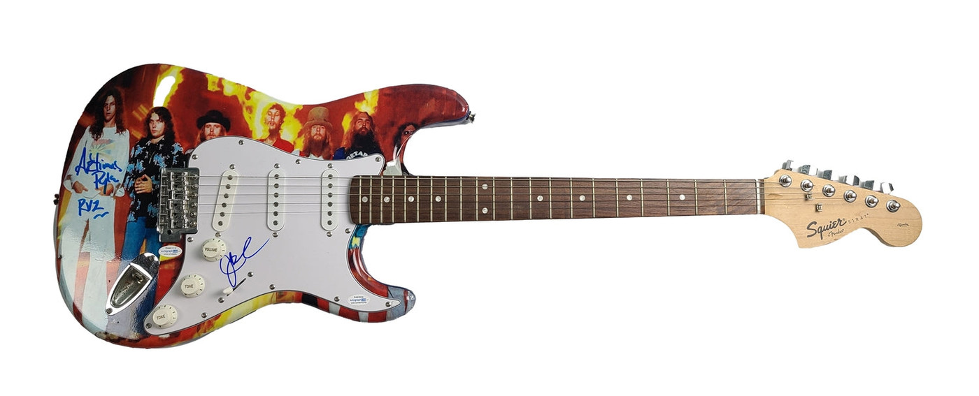 Lynyrd Skynyrd Signed Graphics Guitar ACOA