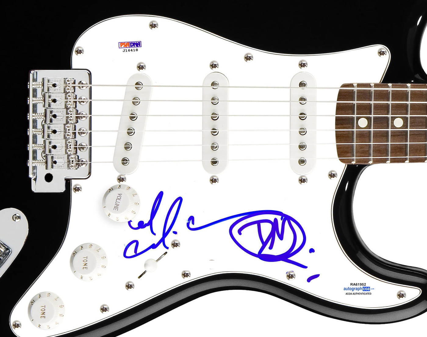 ナナ・スター・アビルーク サインSP Gnarles Barkley Signed X2 Autographed Guitar CeeLo Green Danger
