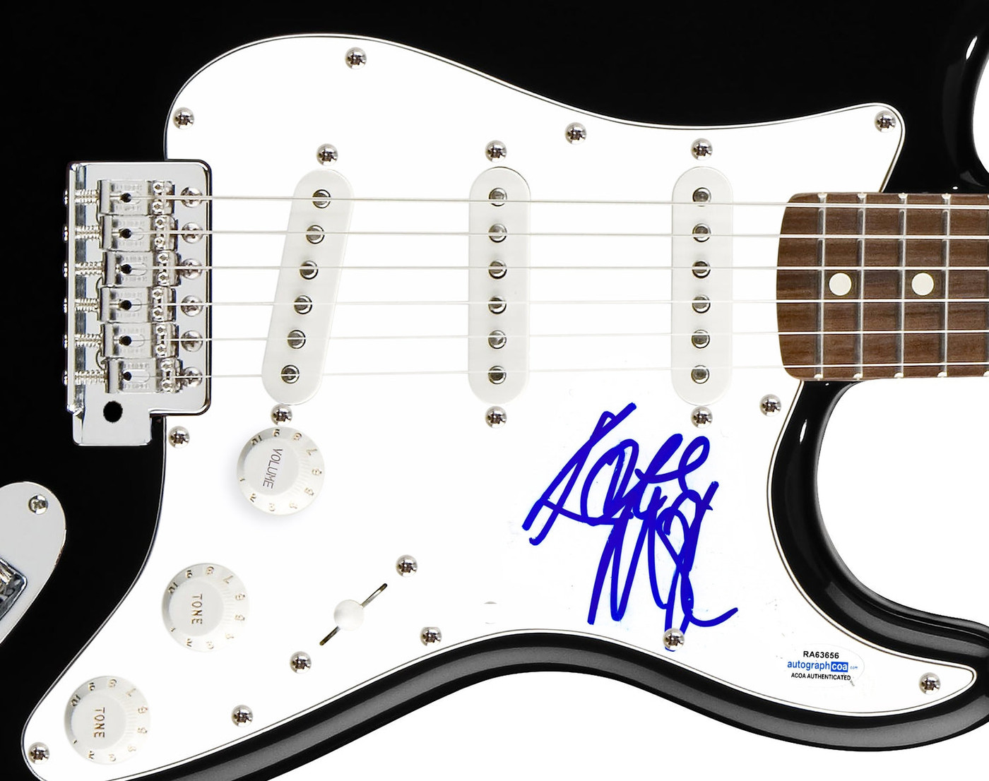 Kate Nash Signed Autographed Guitar ACOA Version 1
