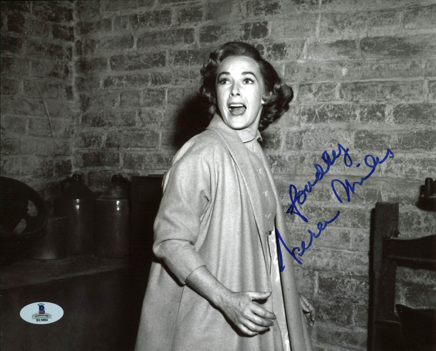 Vera Miles Psycho Authentic Signed 8X10 Photo Autographed BAS #B13084