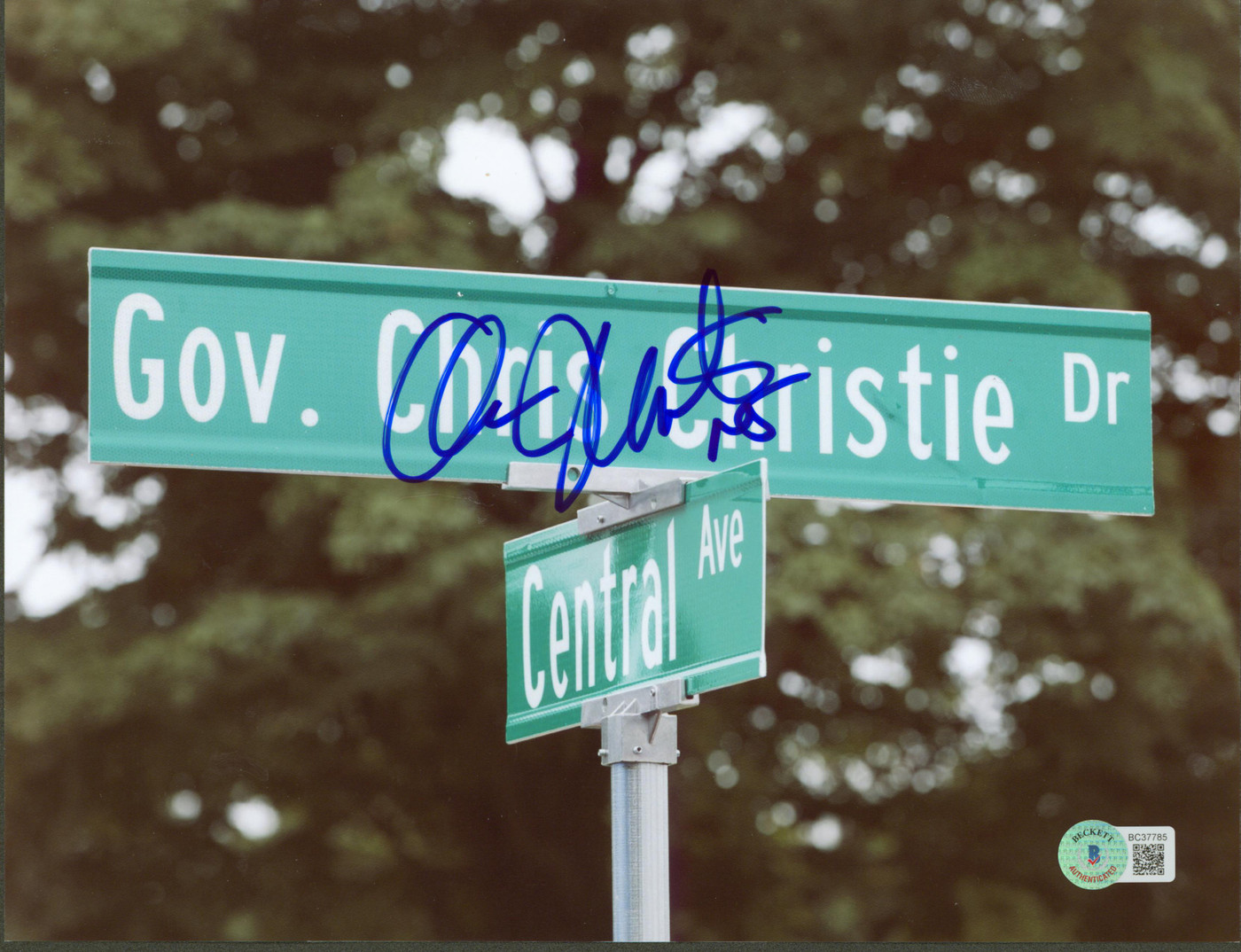 Chris Christie Authentic Signed 8.5x11 Photo Autographed BAS #BC37785