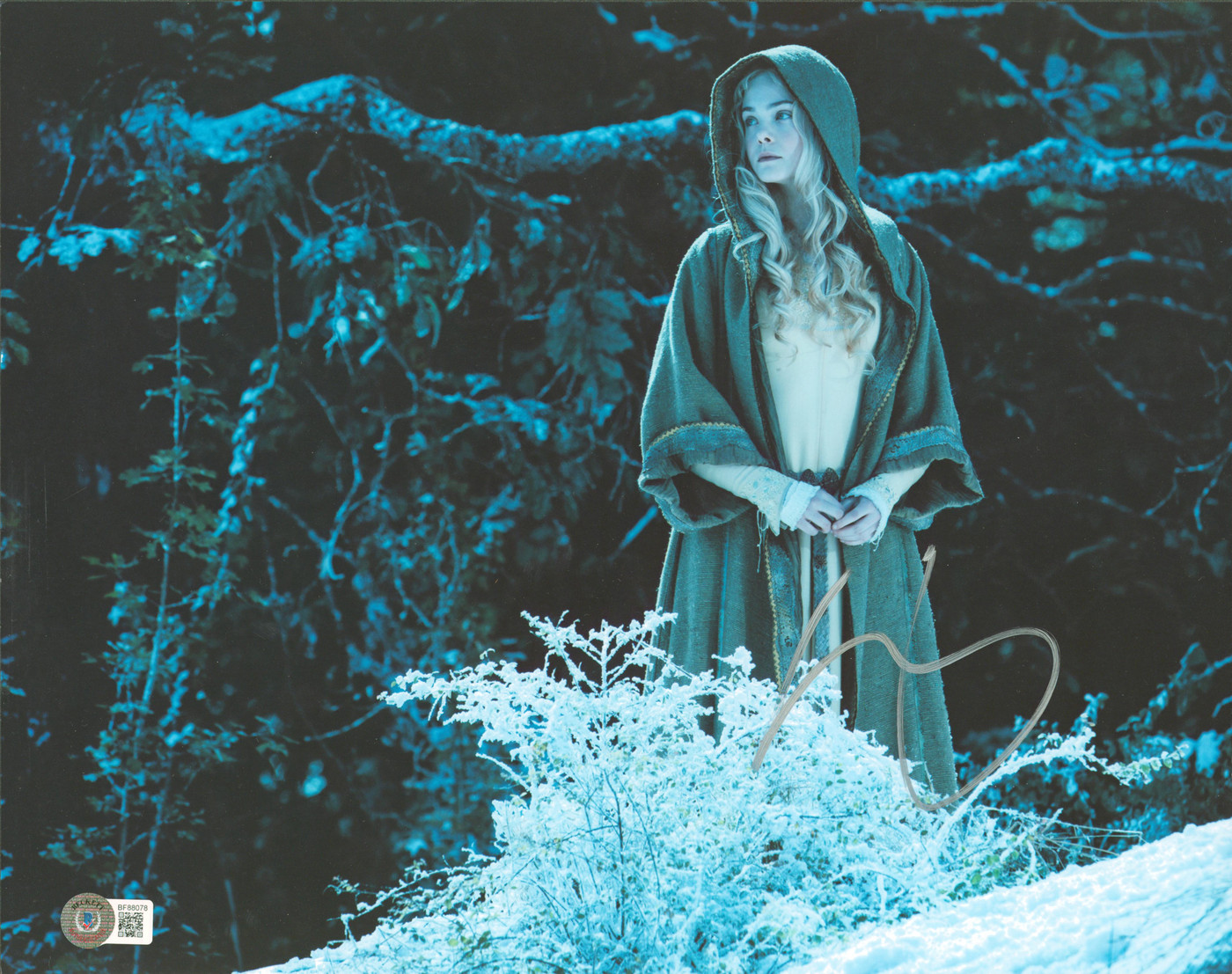 Elle Fanning Maleficent Authentic Signed 11x14 Photo Autographed BAS #BF88078