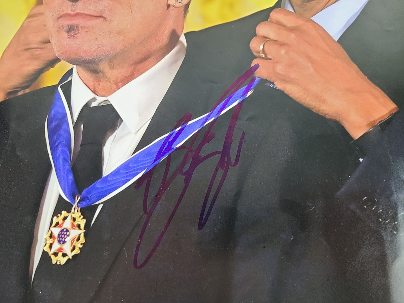 Bruce Springsteen Signed Medal of Freedom Obama 16x20 Photo ACOA
