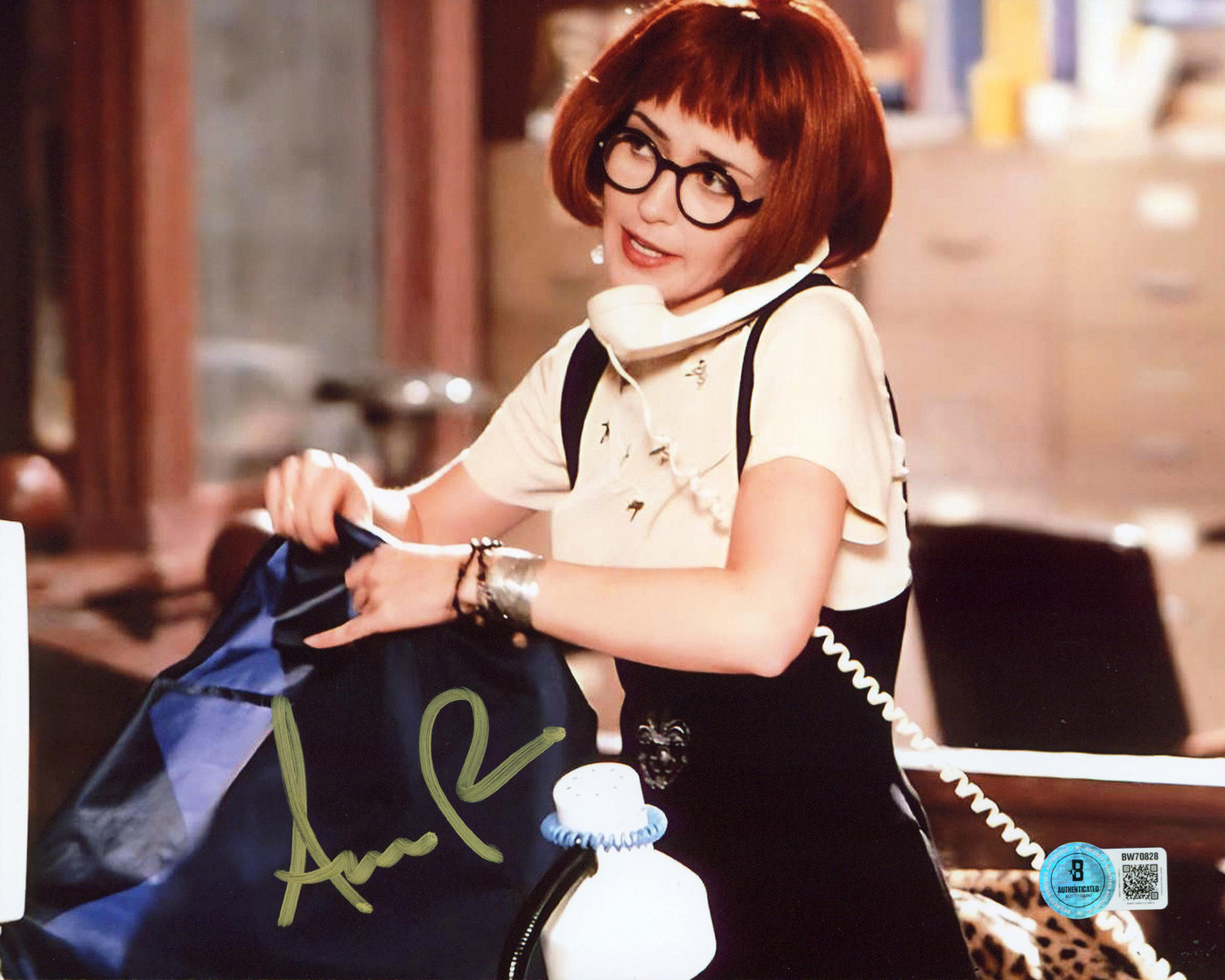 Annie Potts Ghostbusters Authentic Signed 8x10 Horizontal Photo BAS 18