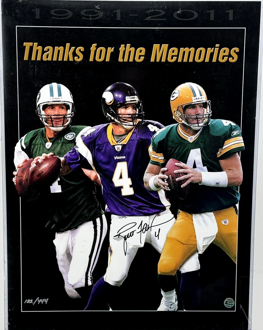 Exclusive Signed Brett Favre Helmet & Poster Bundle