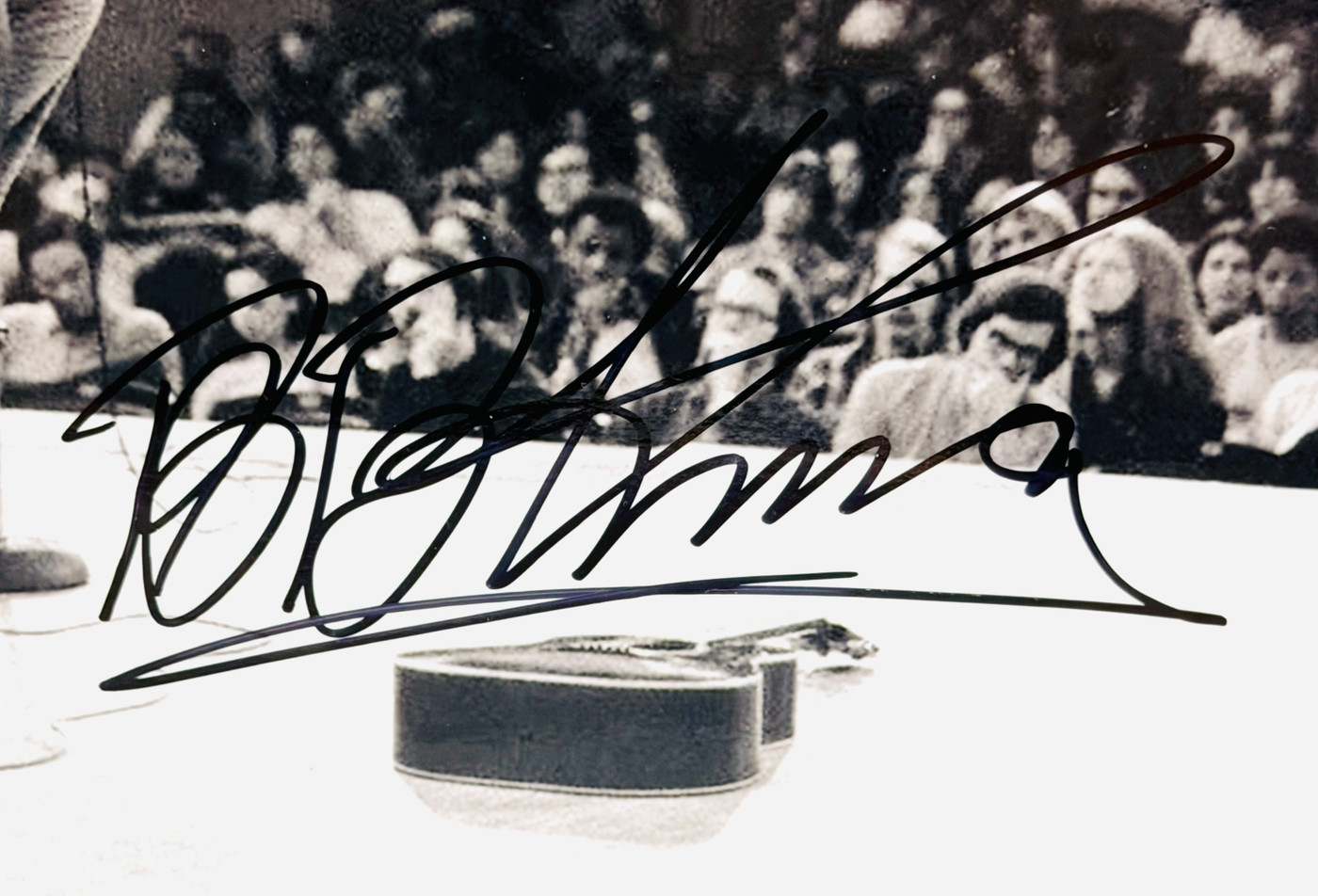 BB King Signed 8x10 Photo JSA