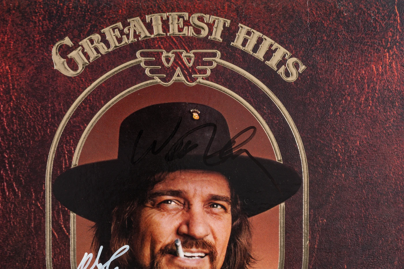 Waylon Jennings and Willie Nelson Signed "Waylon Greatest Hits" LP Cover JSA