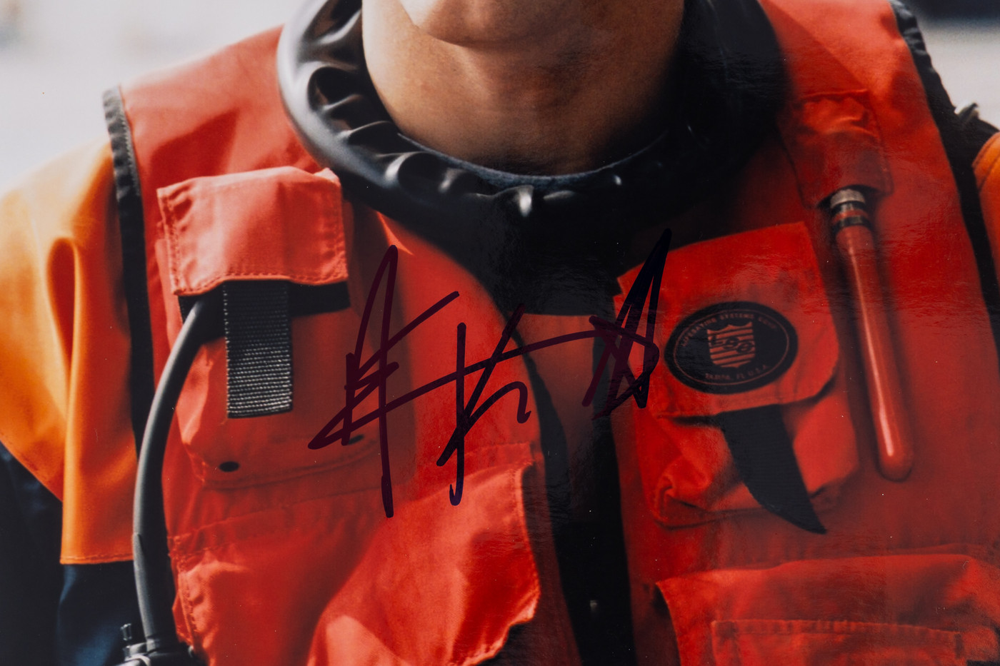 Ashton Kutcher Hand-Signed Photo — The Guardian (2006)