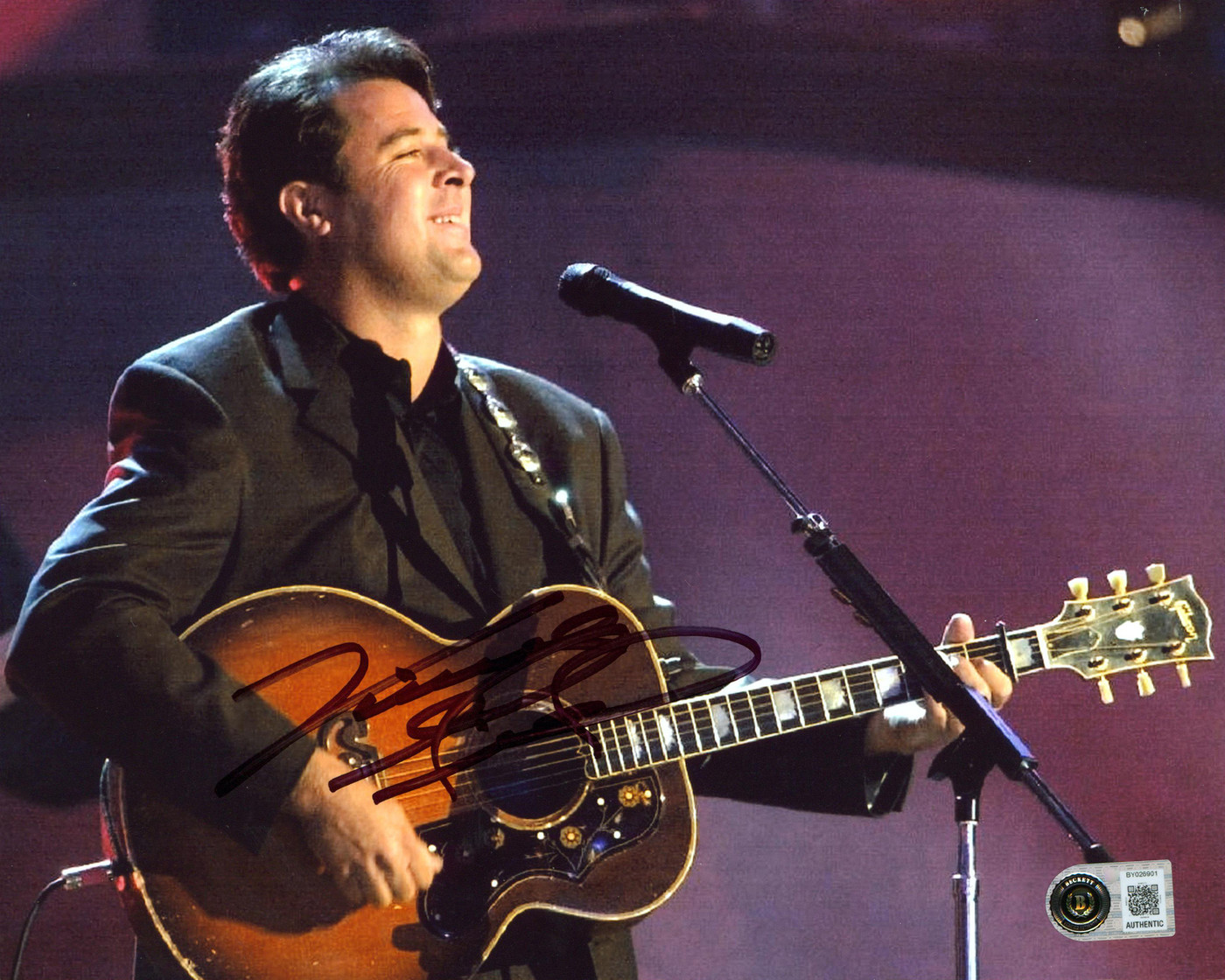 Vince Gill Country Musician Authentic Signed 8x10 Horizontal Photo BAS 16